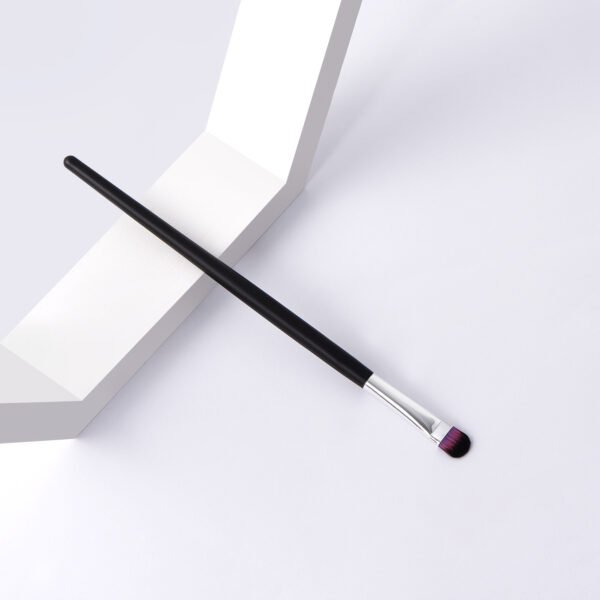 Concealer Makeup Brush List - Image 4